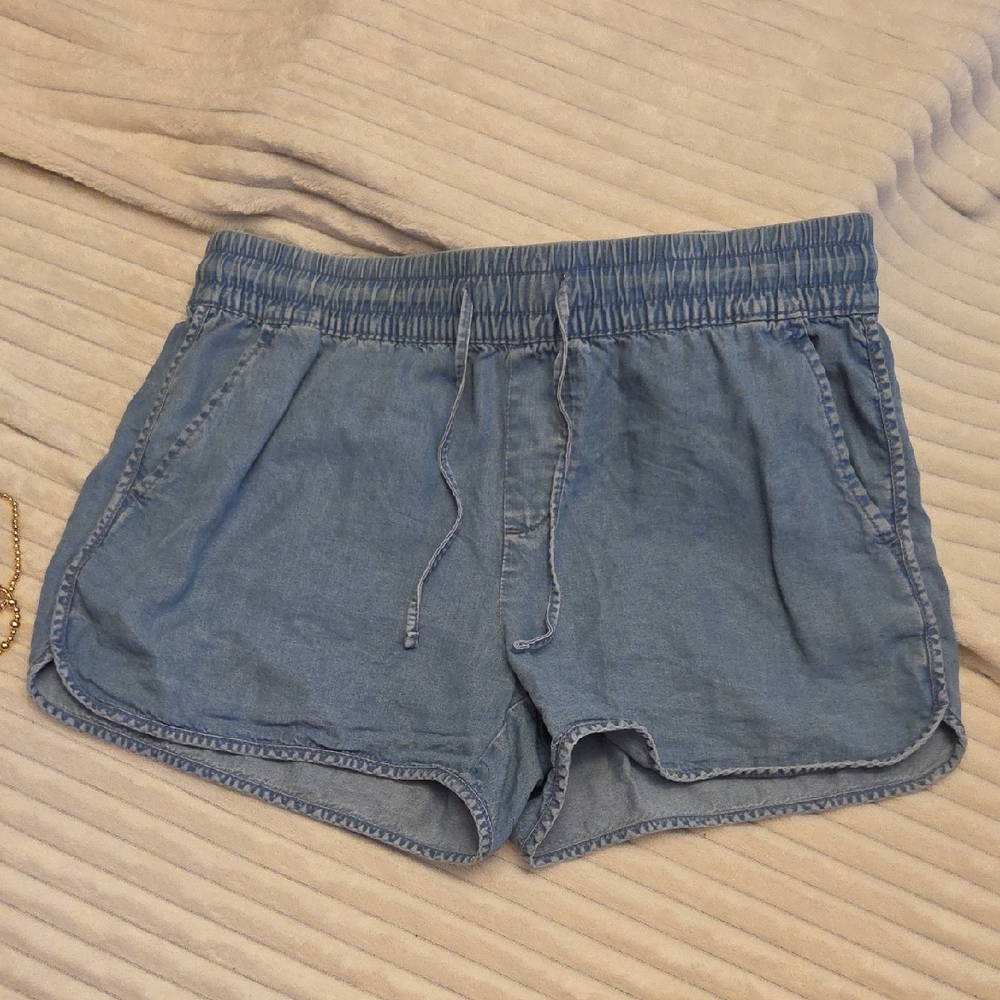 Gap- Women's Blue Denim Shorts